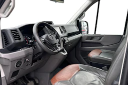 musta Volkswagen Crafter 2018 kuva 3.
