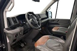 musta Volkswagen Crafter 2018 kuva 6.
