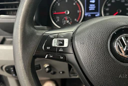 musta Volkswagen Crafter 2018 kuva 12.