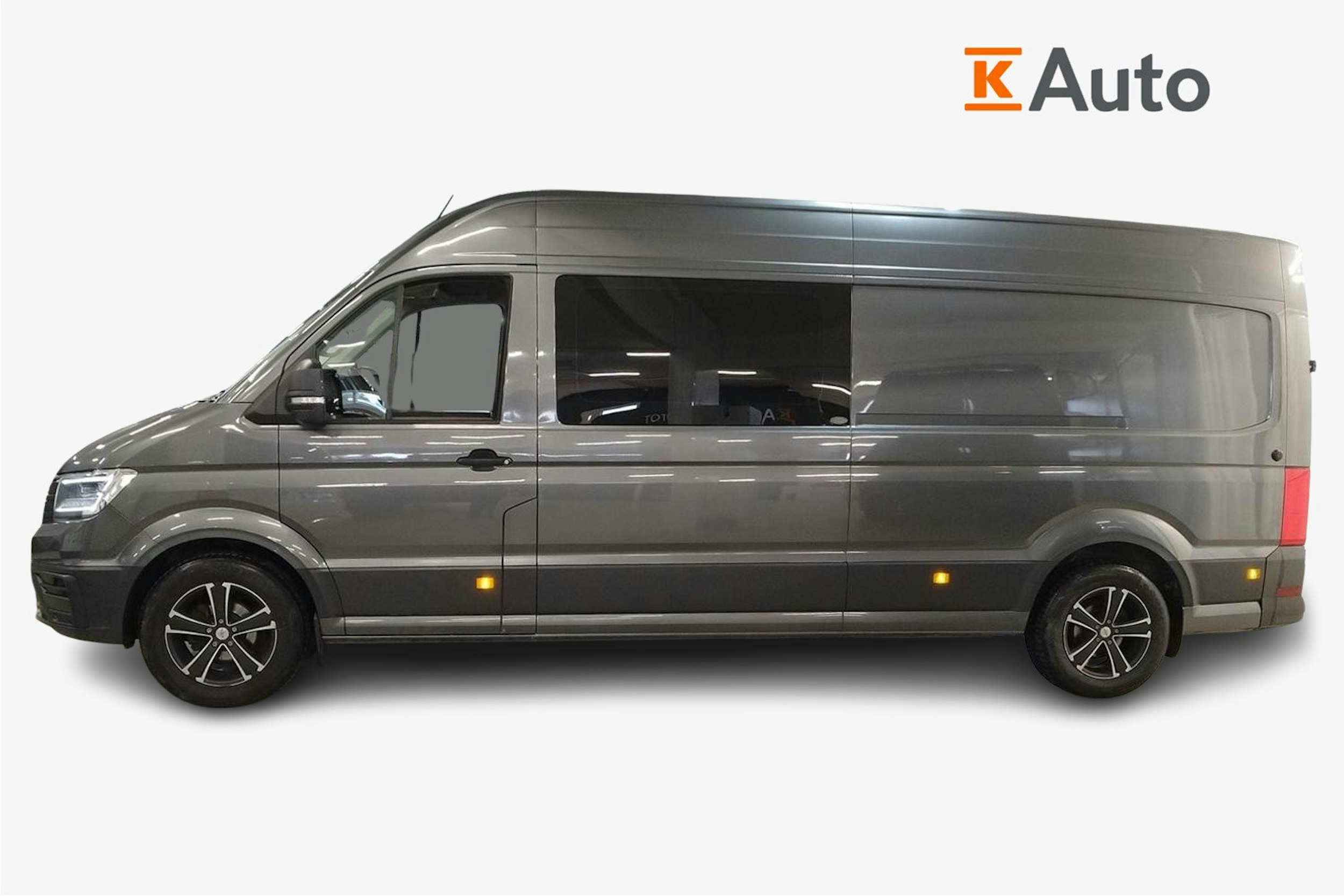 harmaa Volkswagen Crafter 2018 kuva 6.
