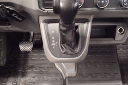harmaa Volkswagen Crafter 2018 kuva 25.