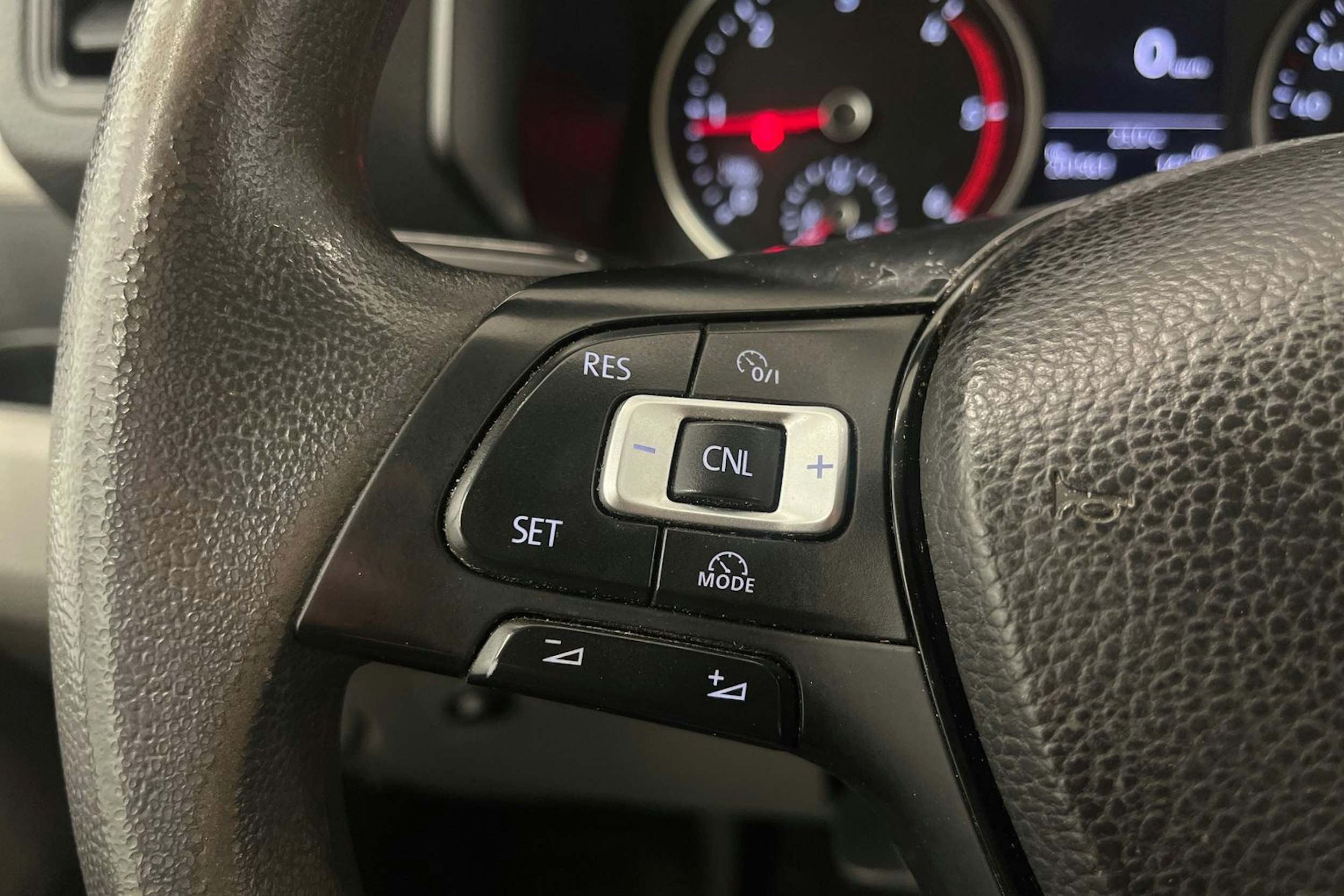 harmaa Volkswagen Crafter 2018 kuva 31.