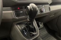 harmaa Volkswagen Crafter 2018 kuva 32.