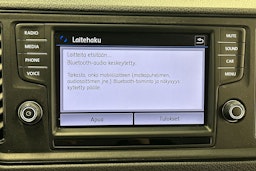 valkoinen Volkswagen Crafter 2018 kuva 19.