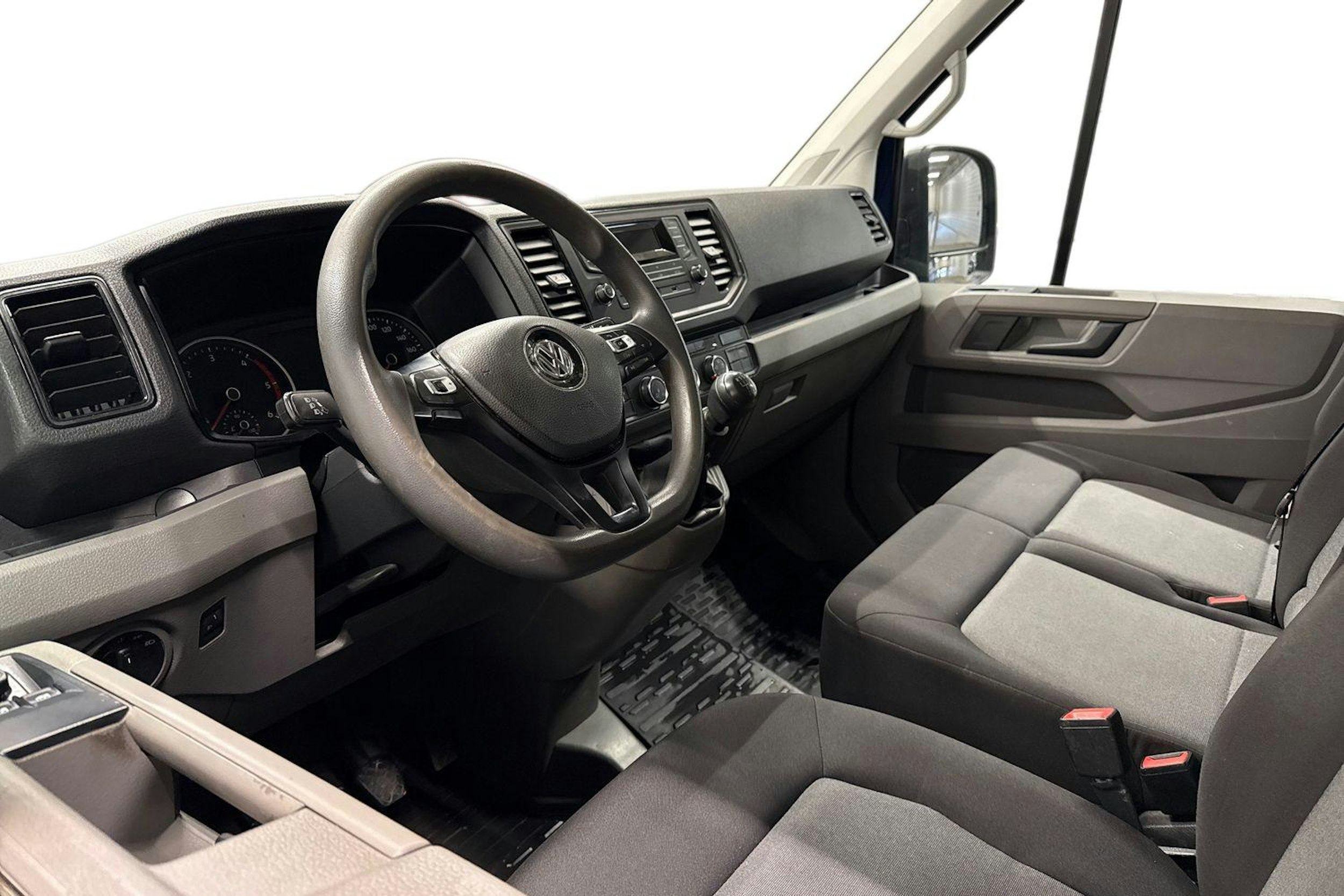 Sininen Volkswagen CRAFTER 2018 kuva 8.