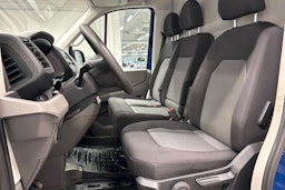 Sininen Volkswagen CRAFTER 2018 kuva 17.
