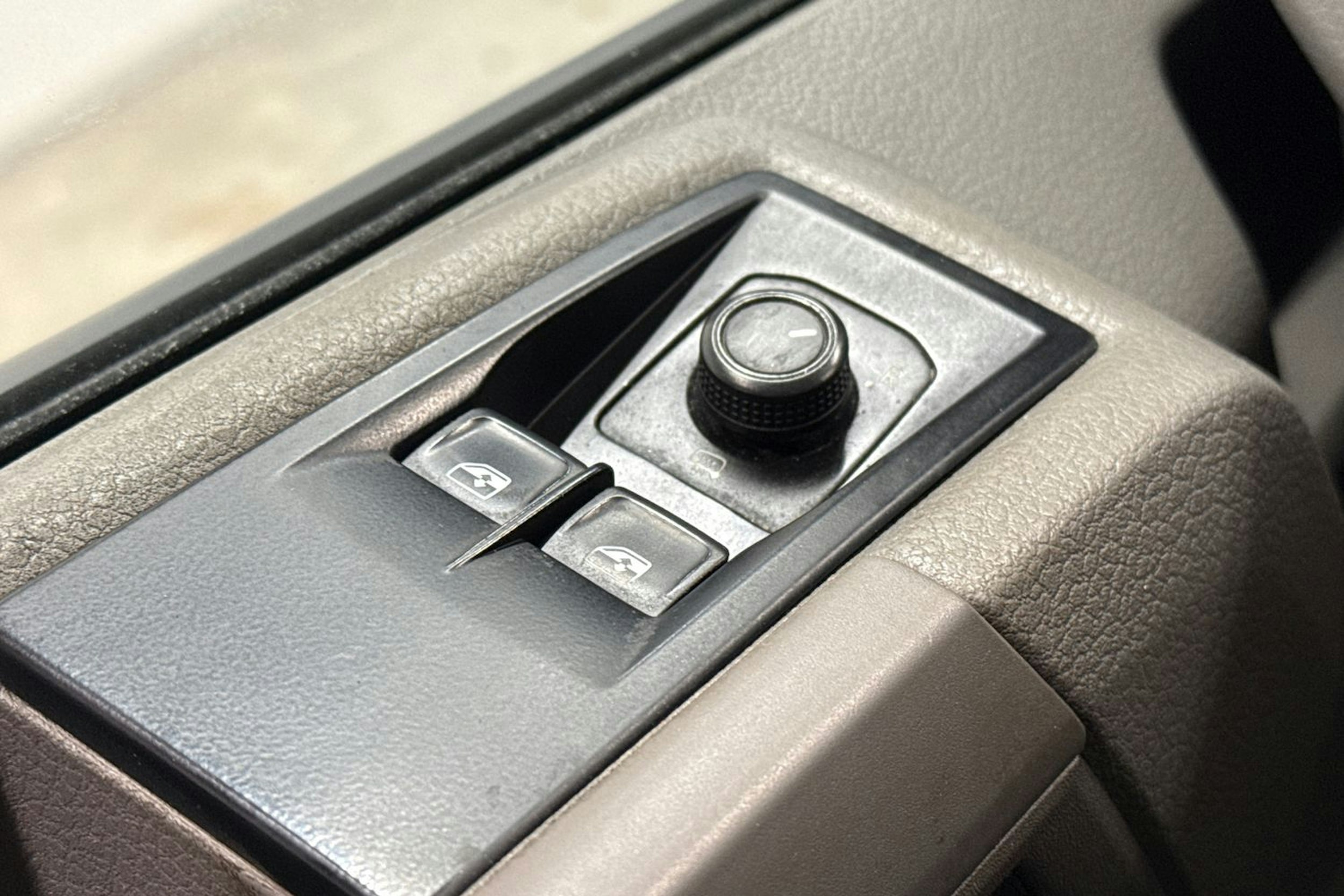 Sininen Volkswagen CRAFTER 2018 kuva 21.