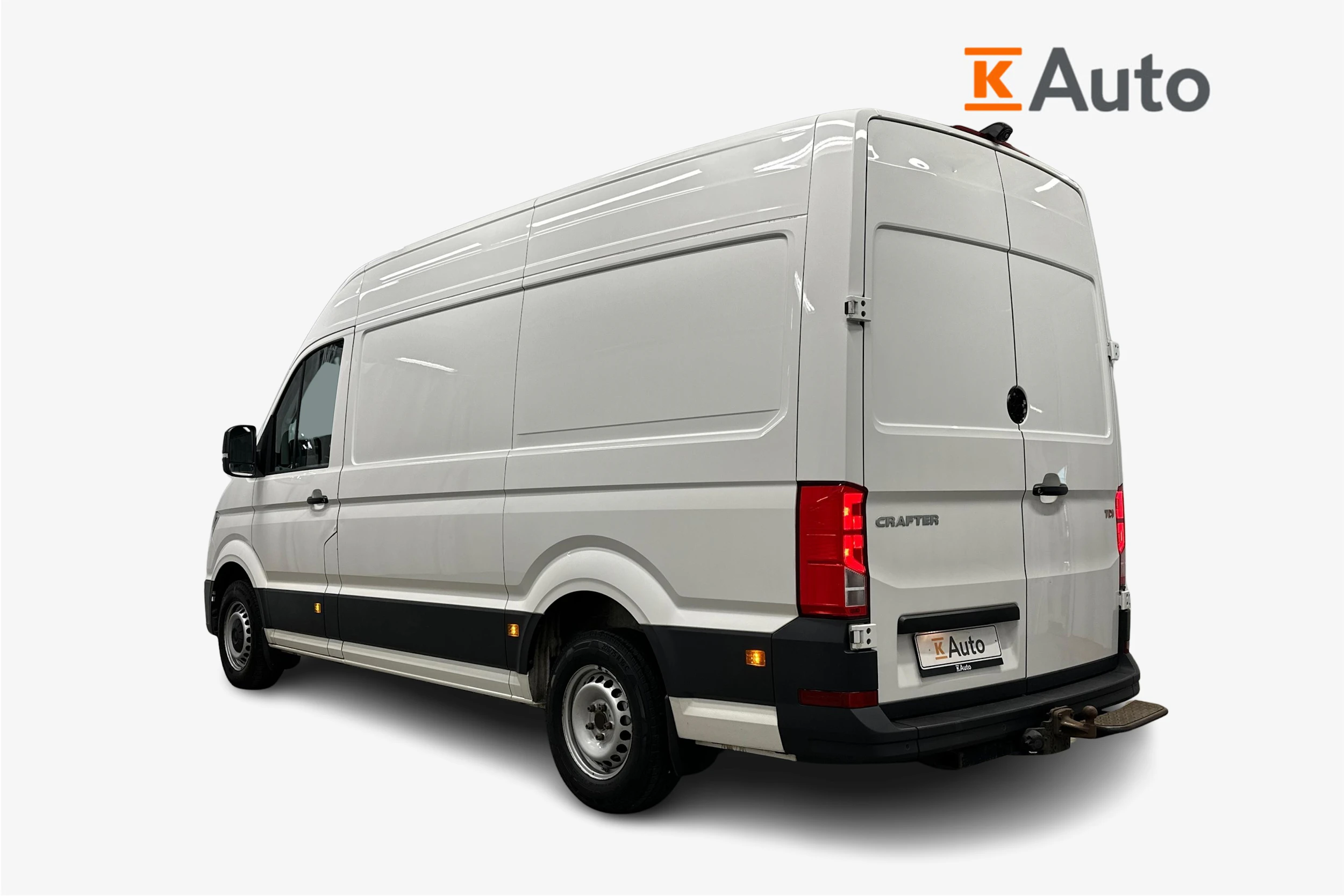 valkoinen Volkswagen Crafter 2018 kuva 3.