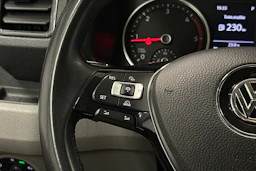 valkoinen Volkswagen Crafter 2018 kuva 27.