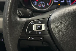 harmaa Volkswagen Crafter 2019 kuva 11.