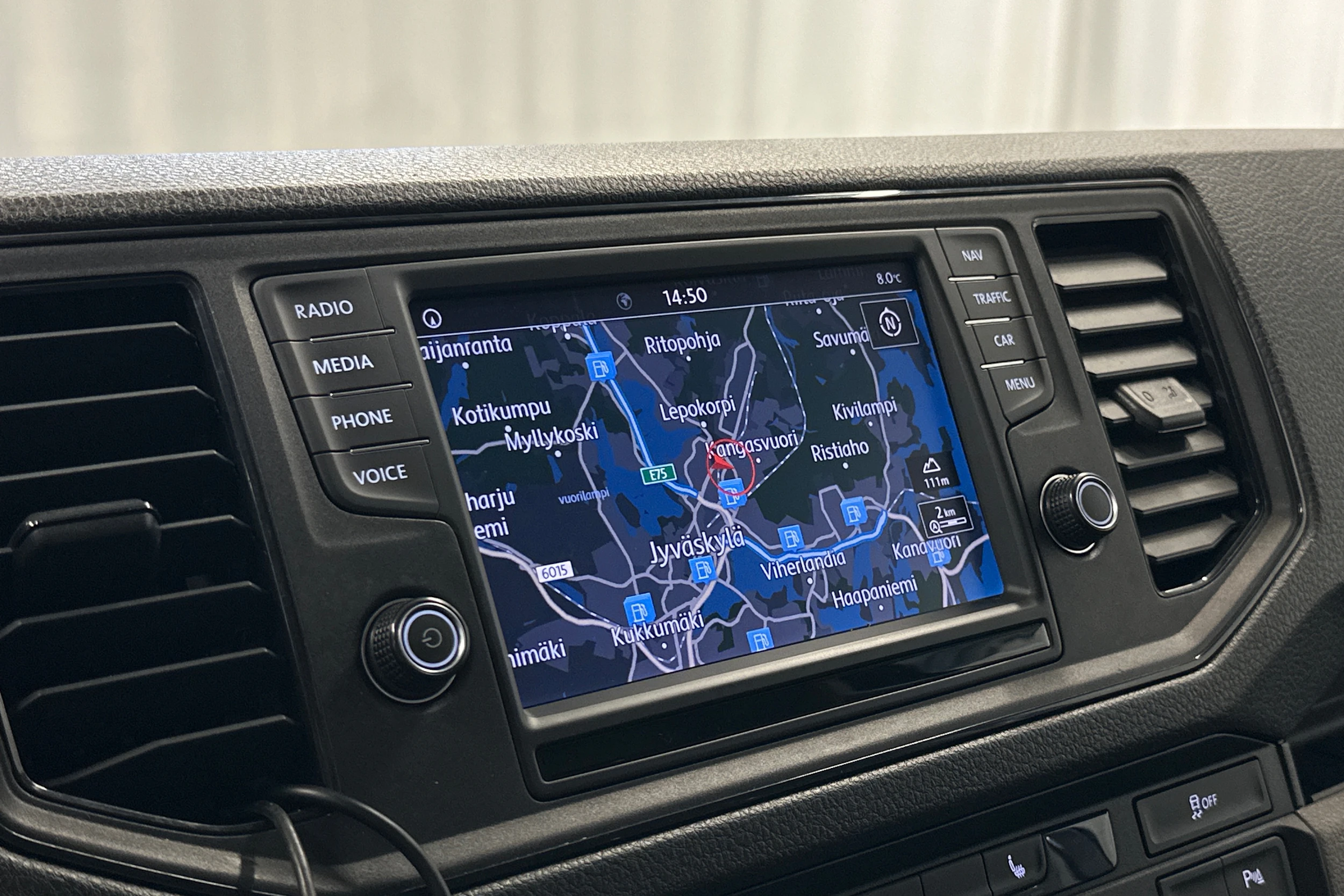 harmaa Volkswagen Crafter 2019 kuva 15.