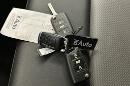 harmaa Volkswagen Crafter 2019 kuva 24.