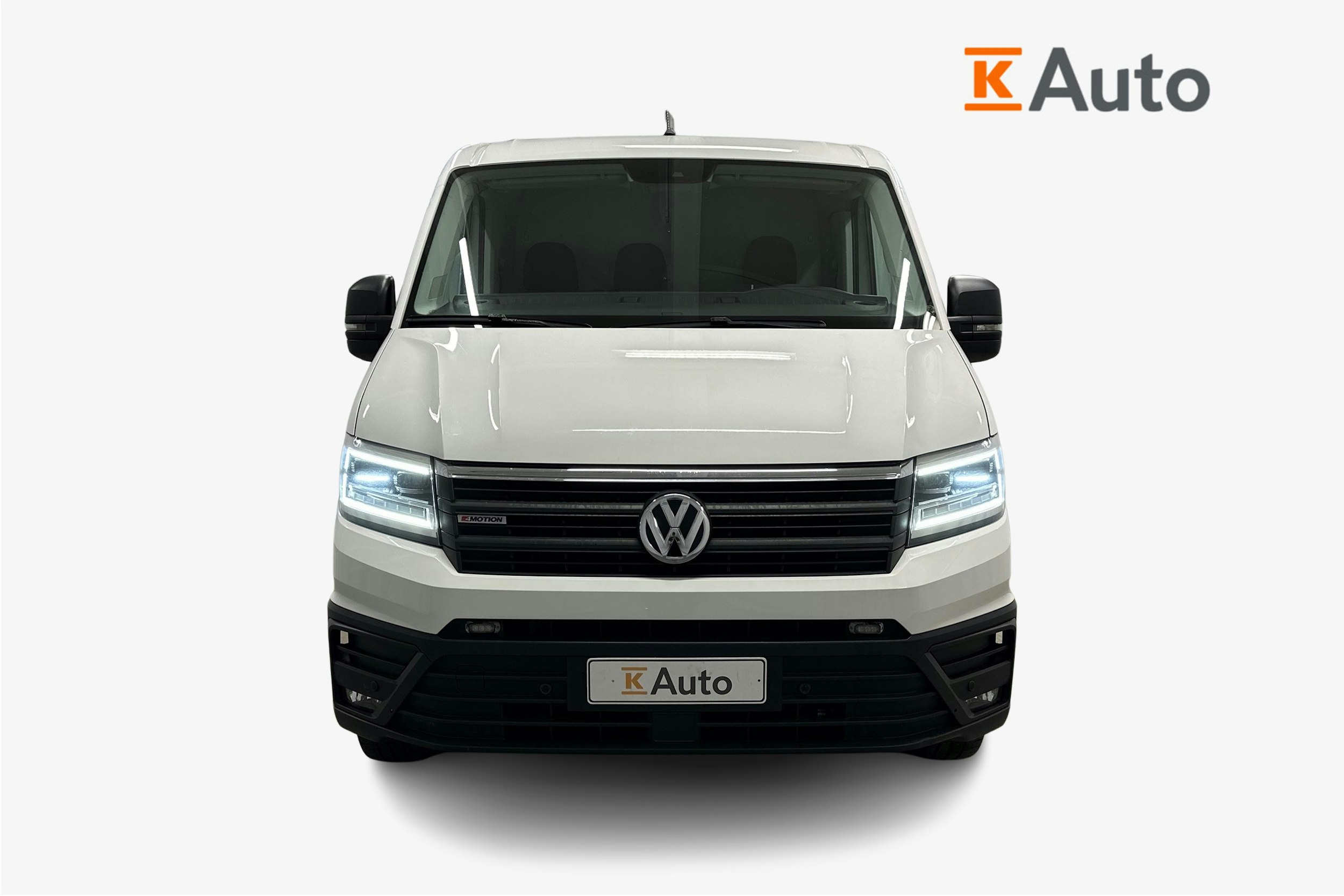 valkoinen Volkswagen Crafter 2019 kuva 4.