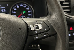 valkoinen Volkswagen Crafter 2019 kuva 12.