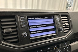 valkoinen Volkswagen Crafter 2019 kuva 18.