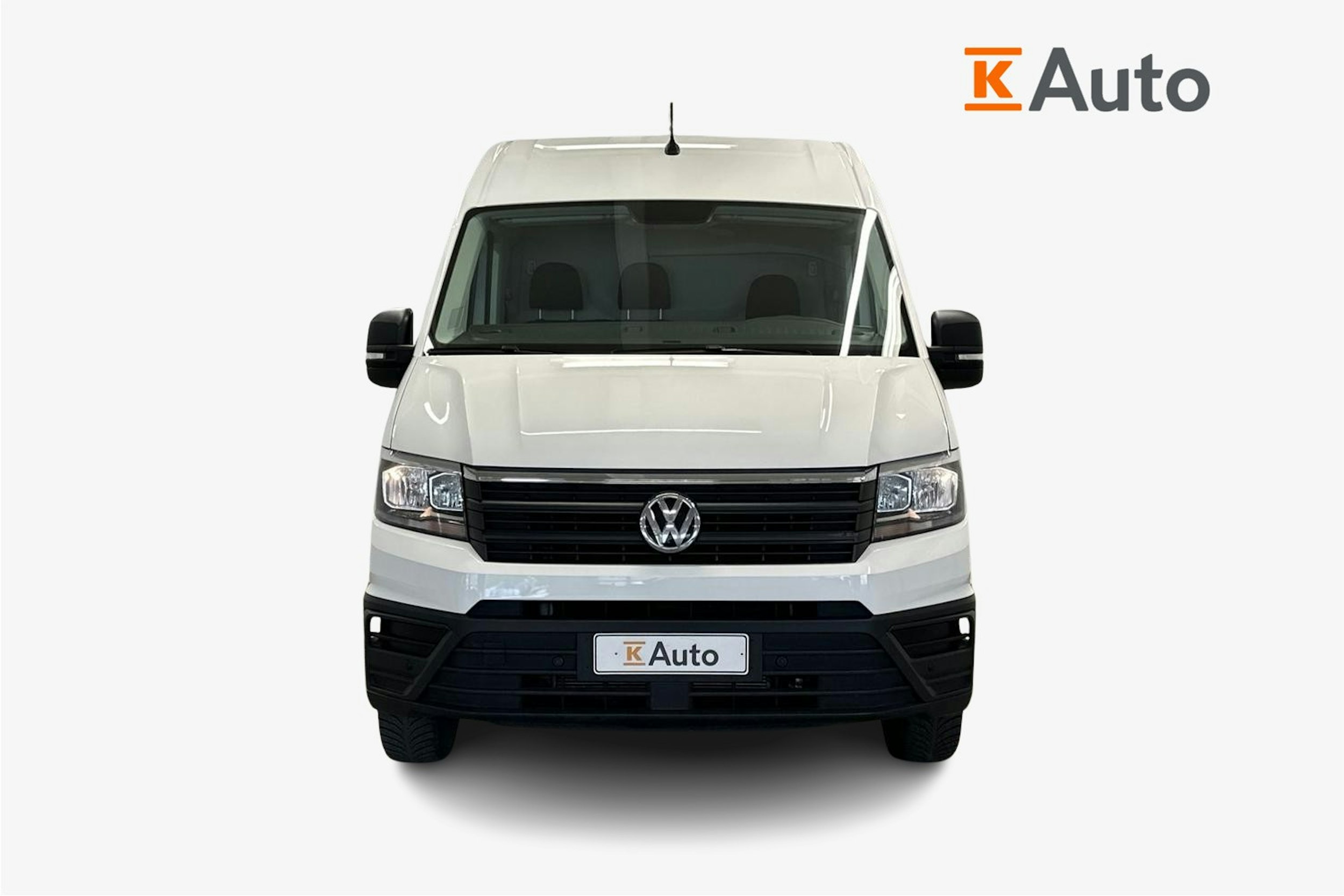 valkoinen Volkswagen Crafter 2019 kuva 4.