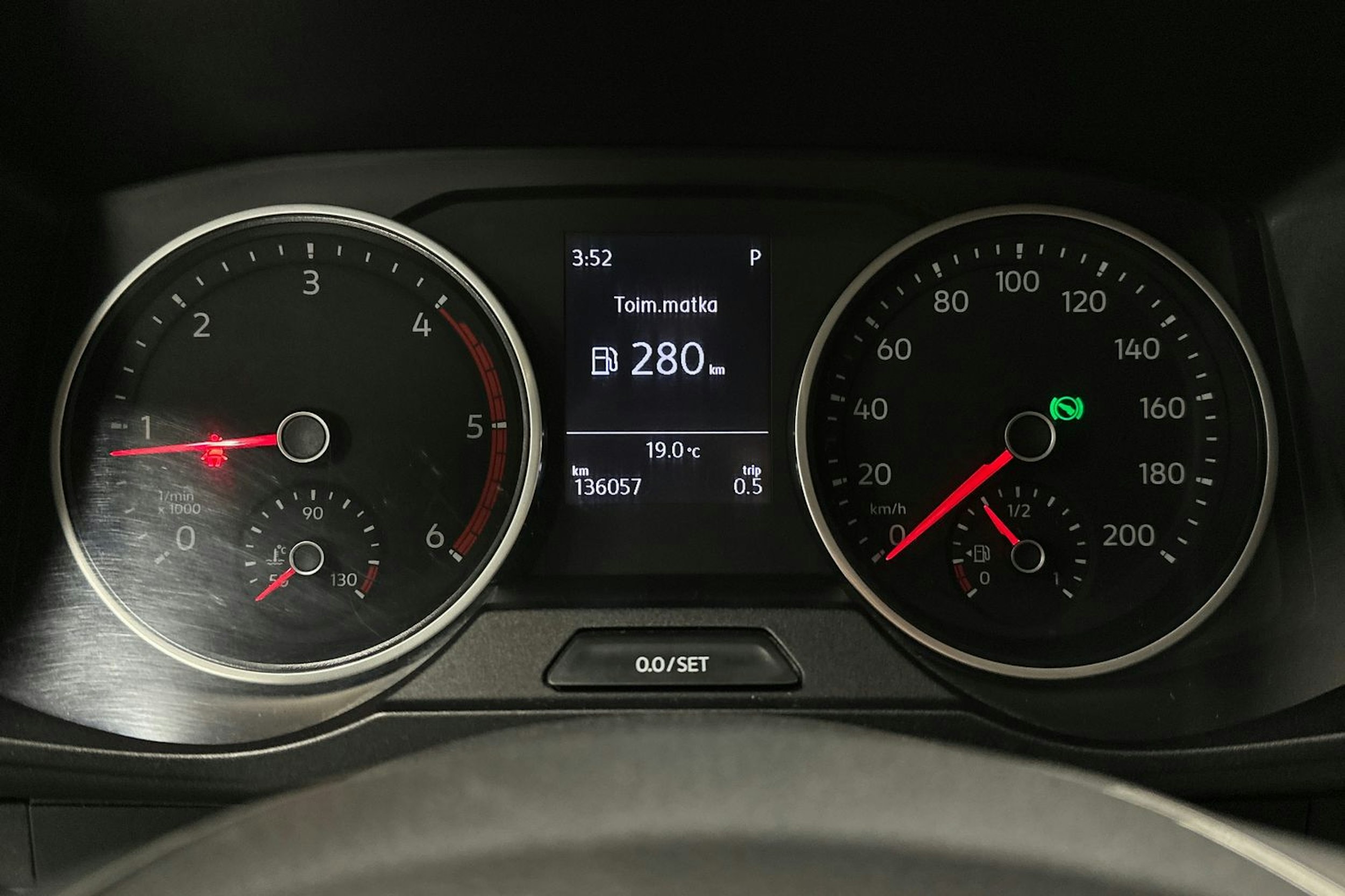 valkoinen Volkswagen Crafter 2019 kuva 15.
