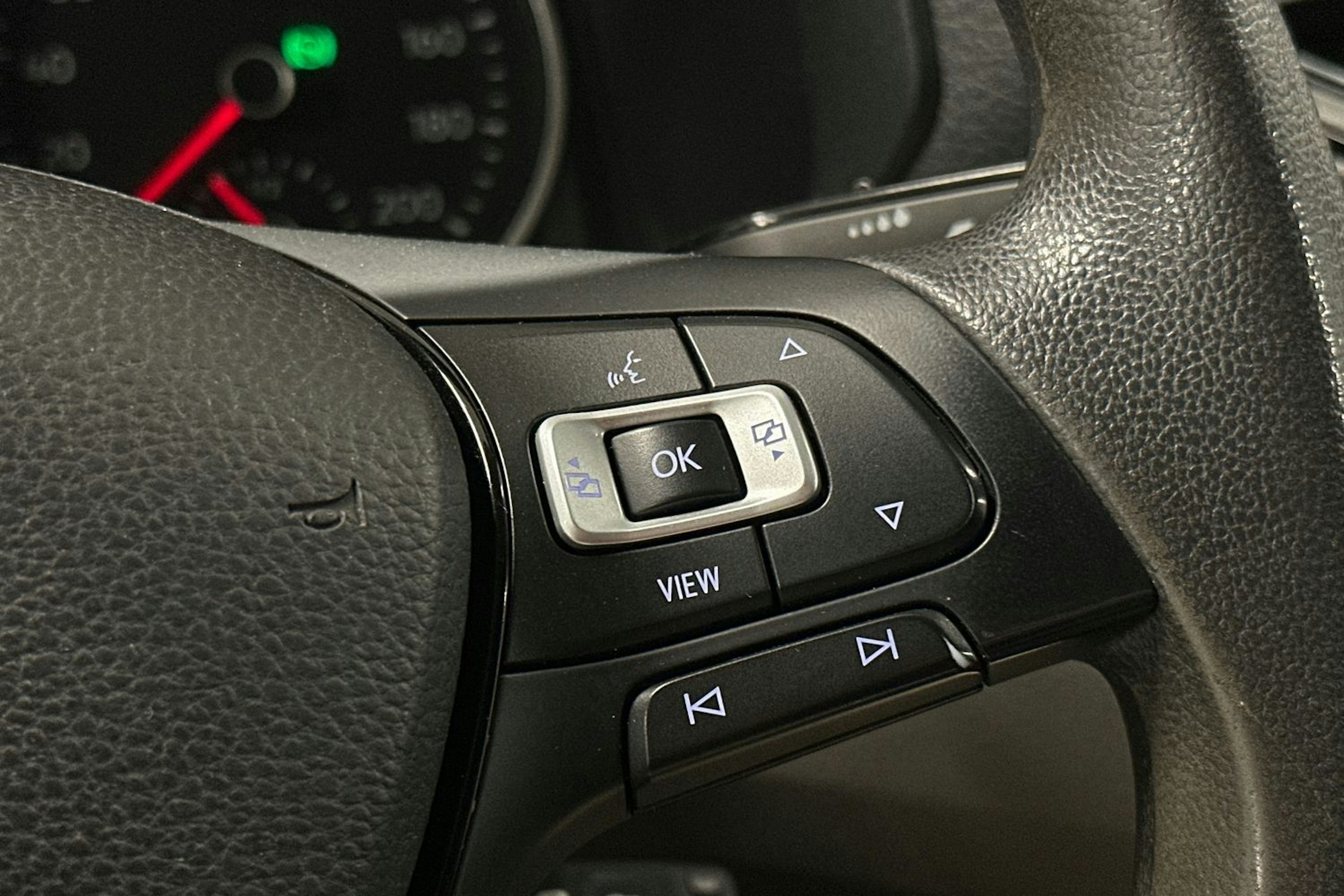 valkoinen Volkswagen Crafter 2019 kuva 17.