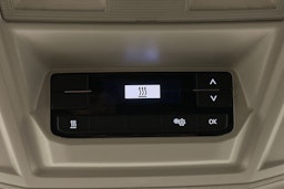 valkoinen Volkswagen Crafter 2019 kuva 21.