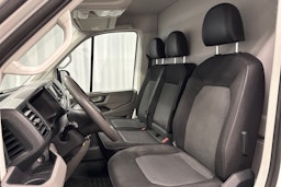 valkoinen Volkswagen Crafter 2019 kuva 12.
