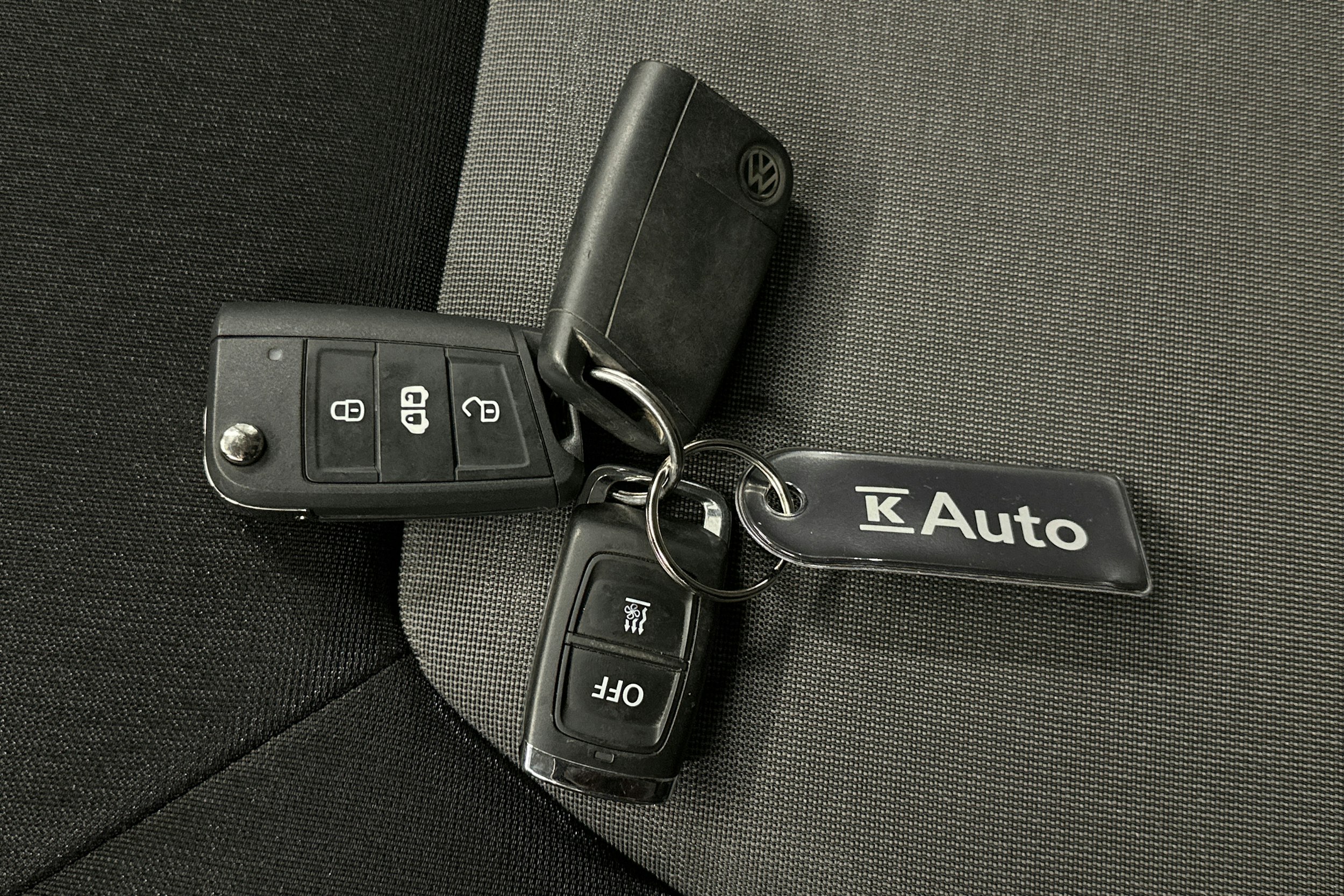 valkoinen Volkswagen Crafter 2019 kuva 20.