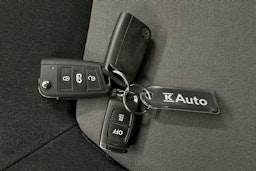 valkoinen Volkswagen Crafter 2019 kuva 20.