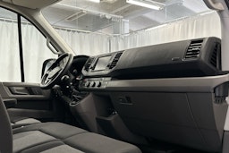 valkoinen Volkswagen Crafter 2019 kuva 9.
