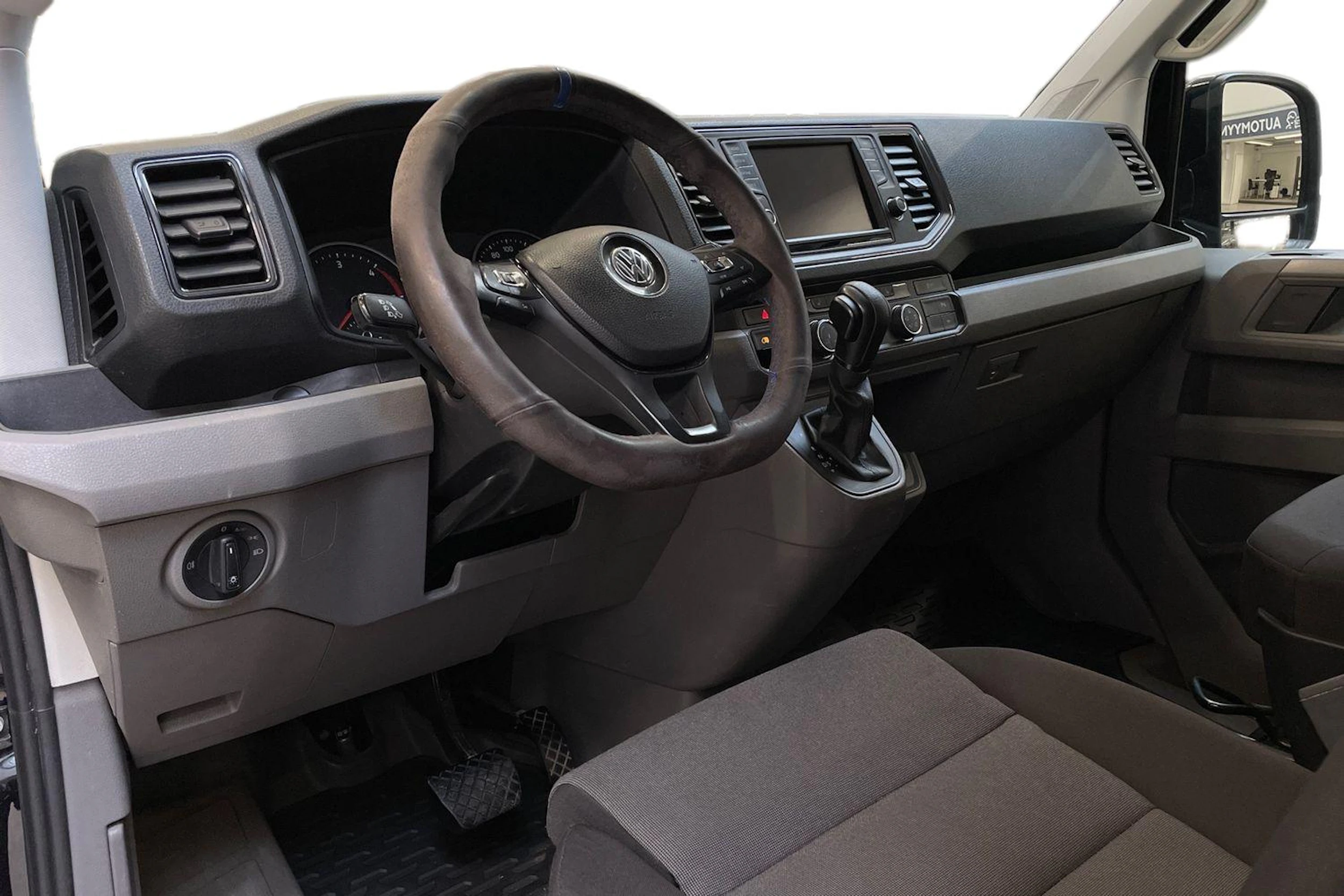 musta Volkswagen Crafter 2019 kuva 8.