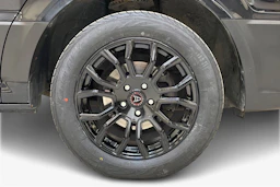 musta Volkswagen Crafter 2019 kuva 12.