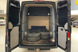 musta Volkswagen Crafter 2019 kuva 18.