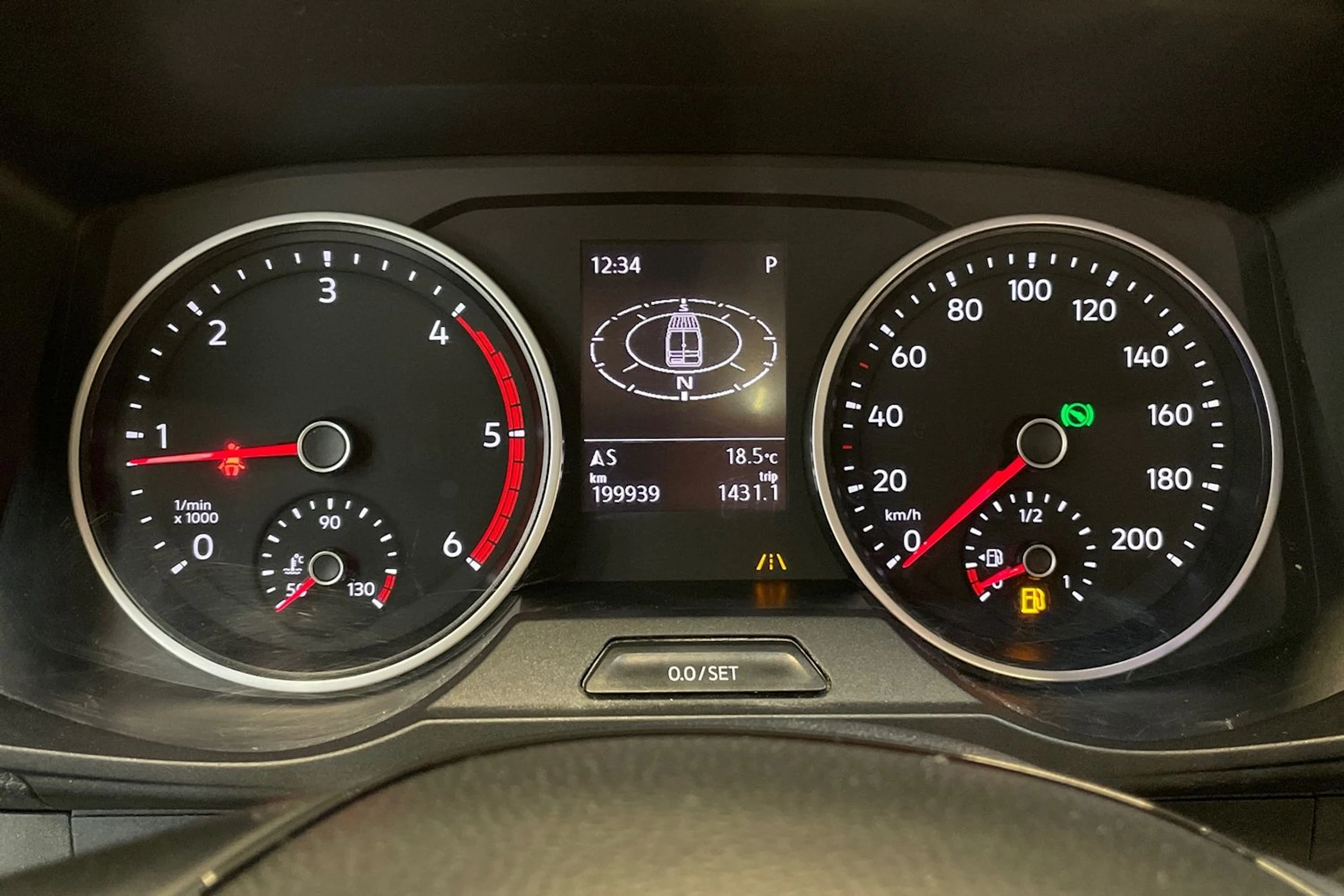 musta Volkswagen Crafter 2019 kuva 20.