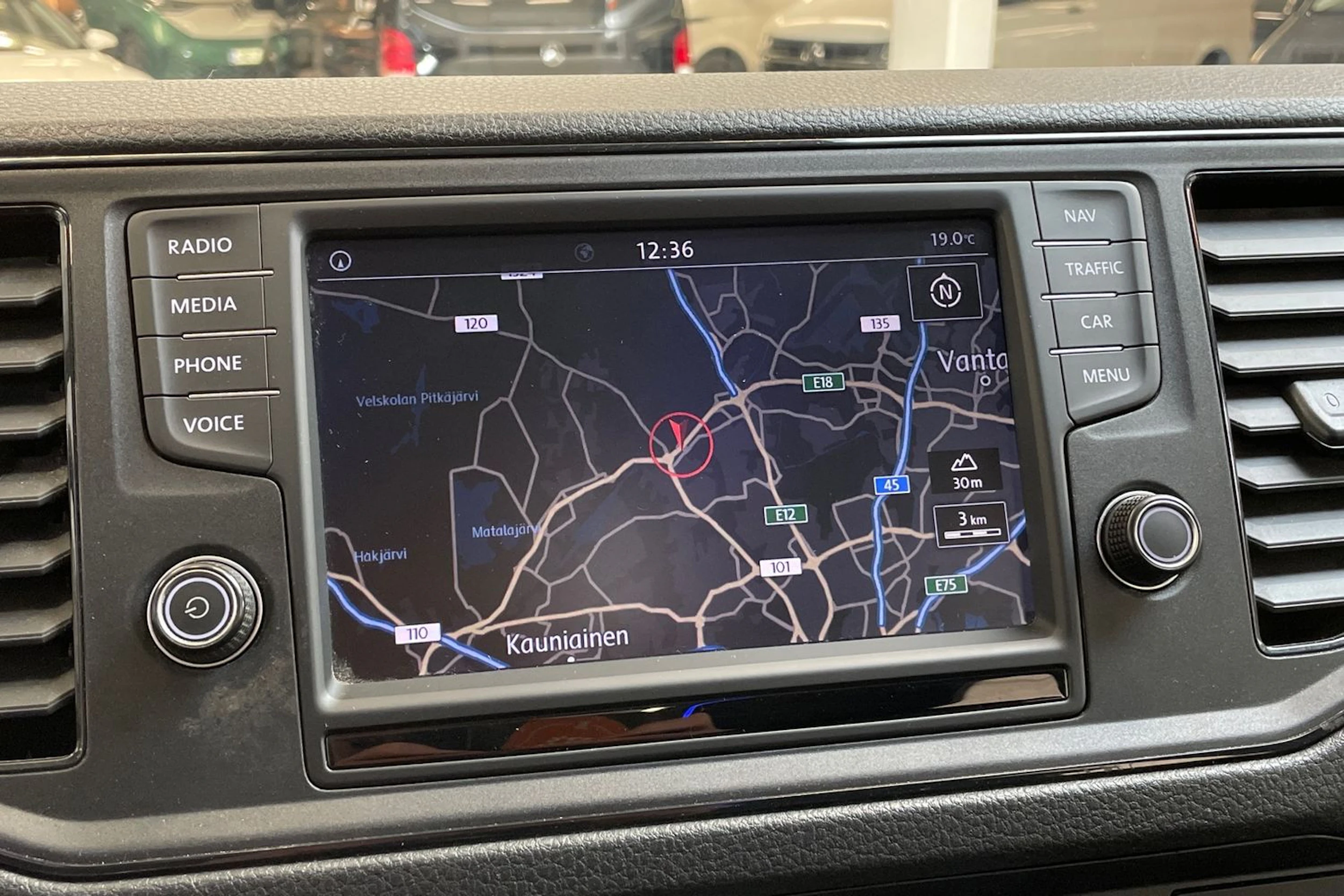 musta Volkswagen Crafter 2019 kuva 27.