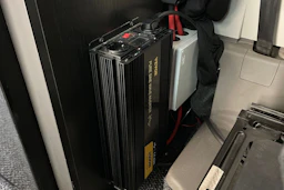 musta Volkswagen Crafter 2019 kuva 32.