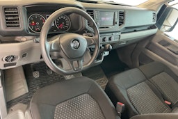 Musta Volkswagen CRAFTER 2019 kuva 7.