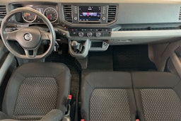 Musta Volkswagen CRAFTER 2019 kuva 9.