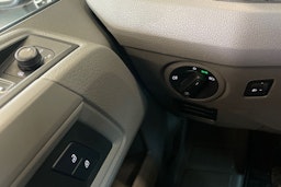 Musta Volkswagen CRAFTER 2019 kuva 19.