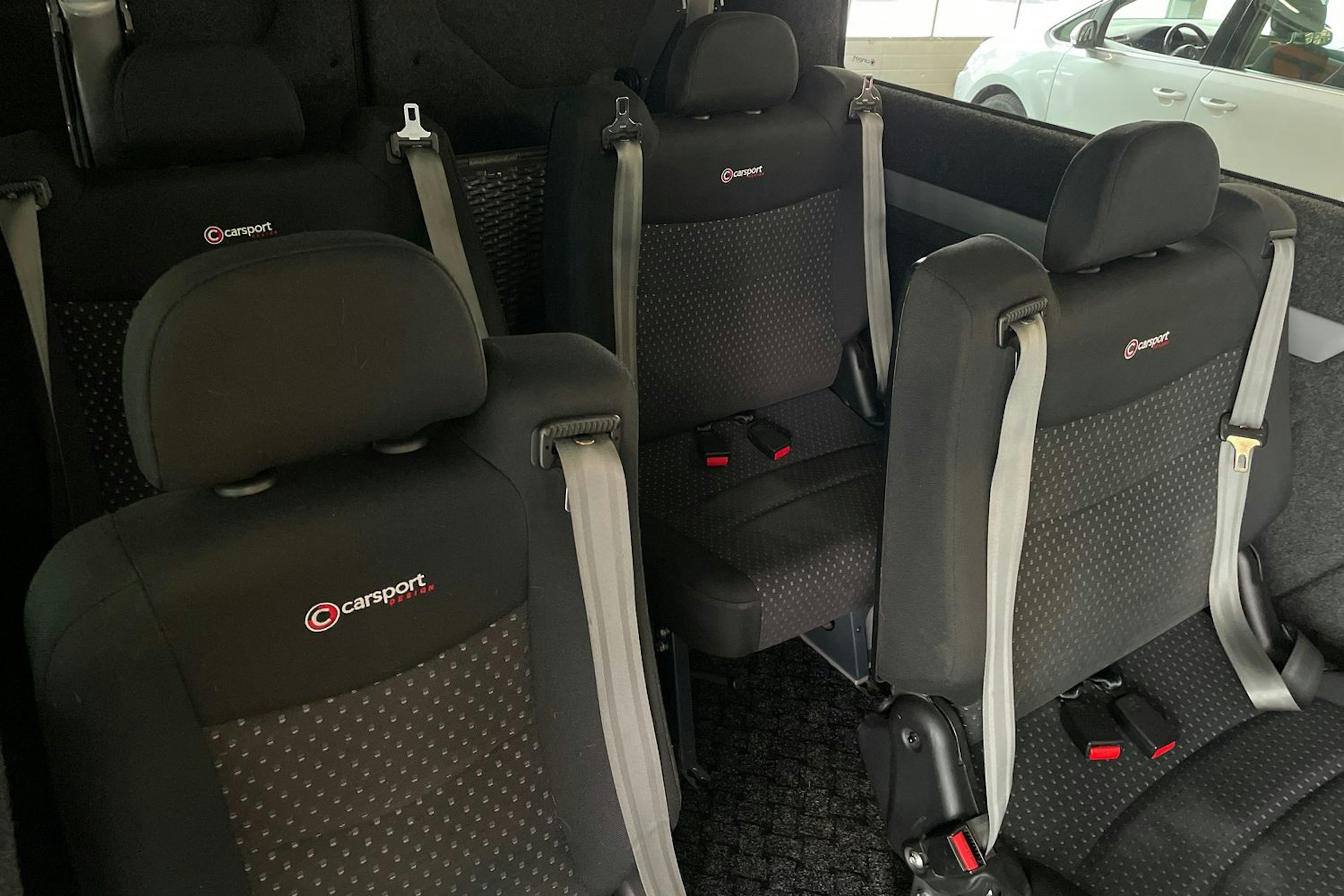 Musta Volkswagen CRAFTER 2019 kuva 24.