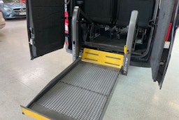 Musta Volkswagen CRAFTER 2019 kuva 26.
