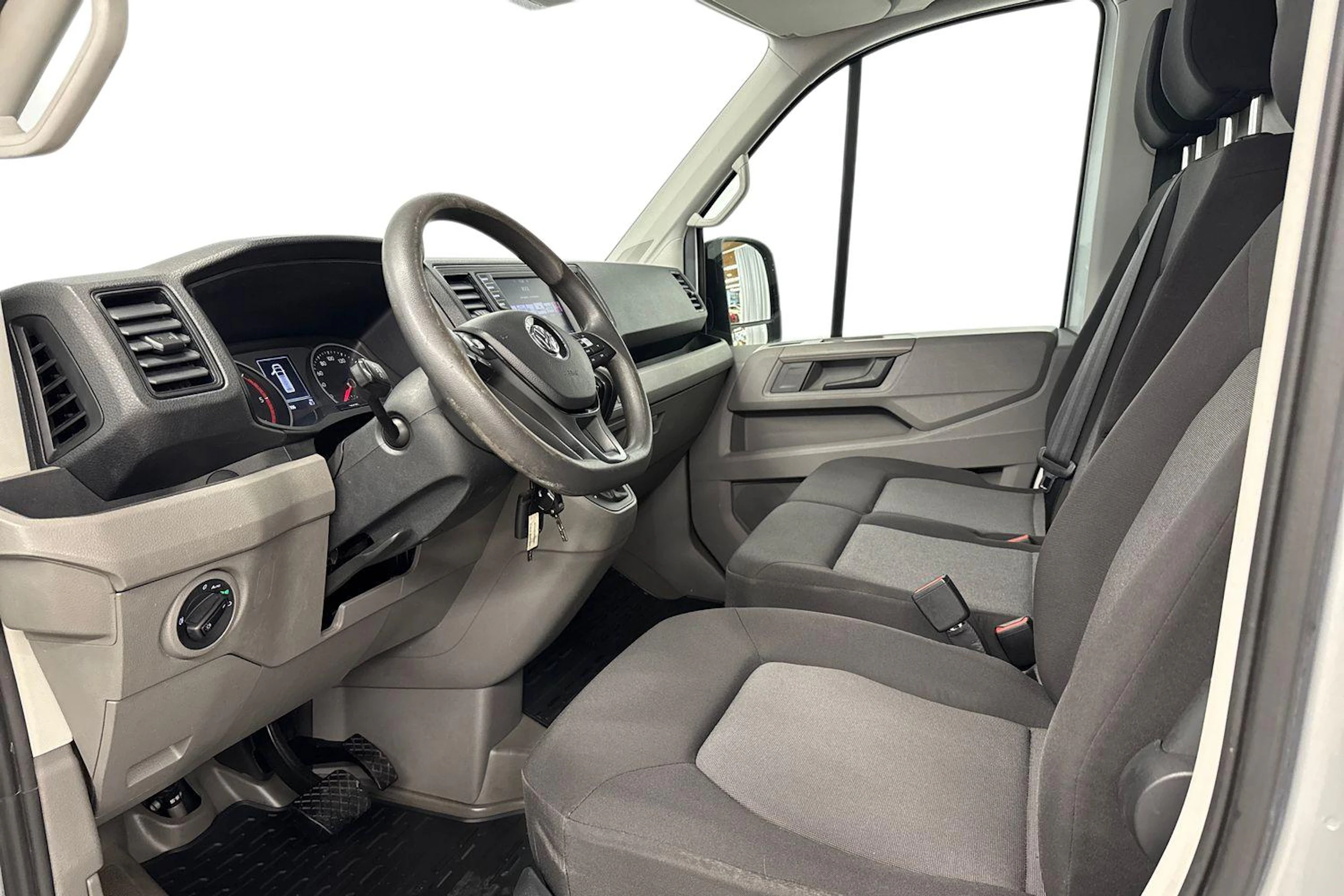 hopea Volkswagen Crafter 2019 kuva 8.