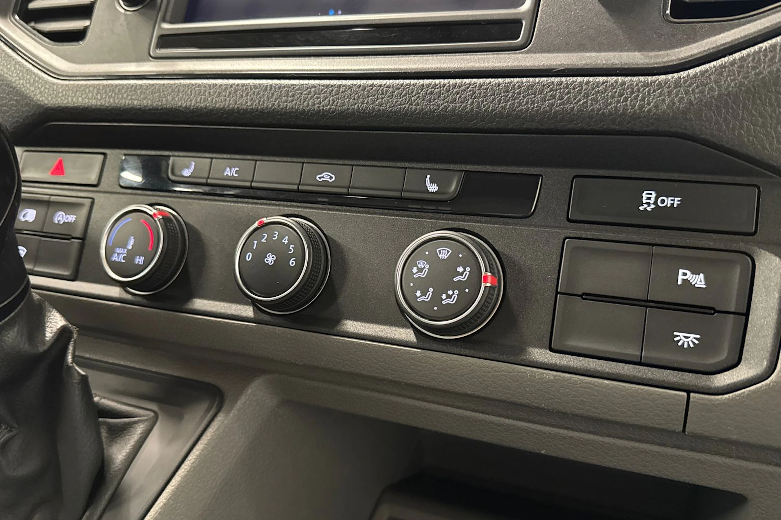 hopea Volkswagen Crafter 2019 kuva 22.