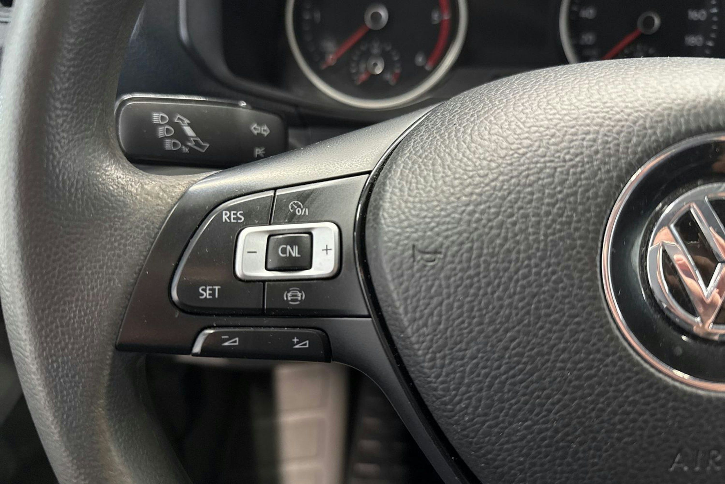 valkoinen Volkswagen Crafter 2019 kuva 14.