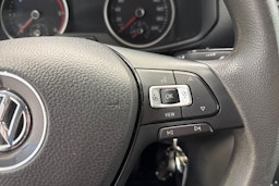 valkoinen Volkswagen Crafter 2019 kuva 15.