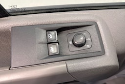 valkoinen Volkswagen Crafter 2019 kuva 17.