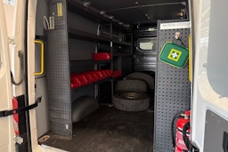 valkoinen Volkswagen Crafter 2019 kuva 24.