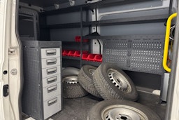 valkoinen Volkswagen Crafter 2019 kuva 25.