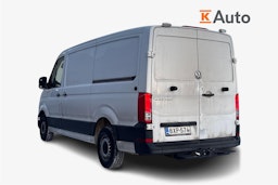 valkoinen Volkswagen Crafter 2019 kuva 2.