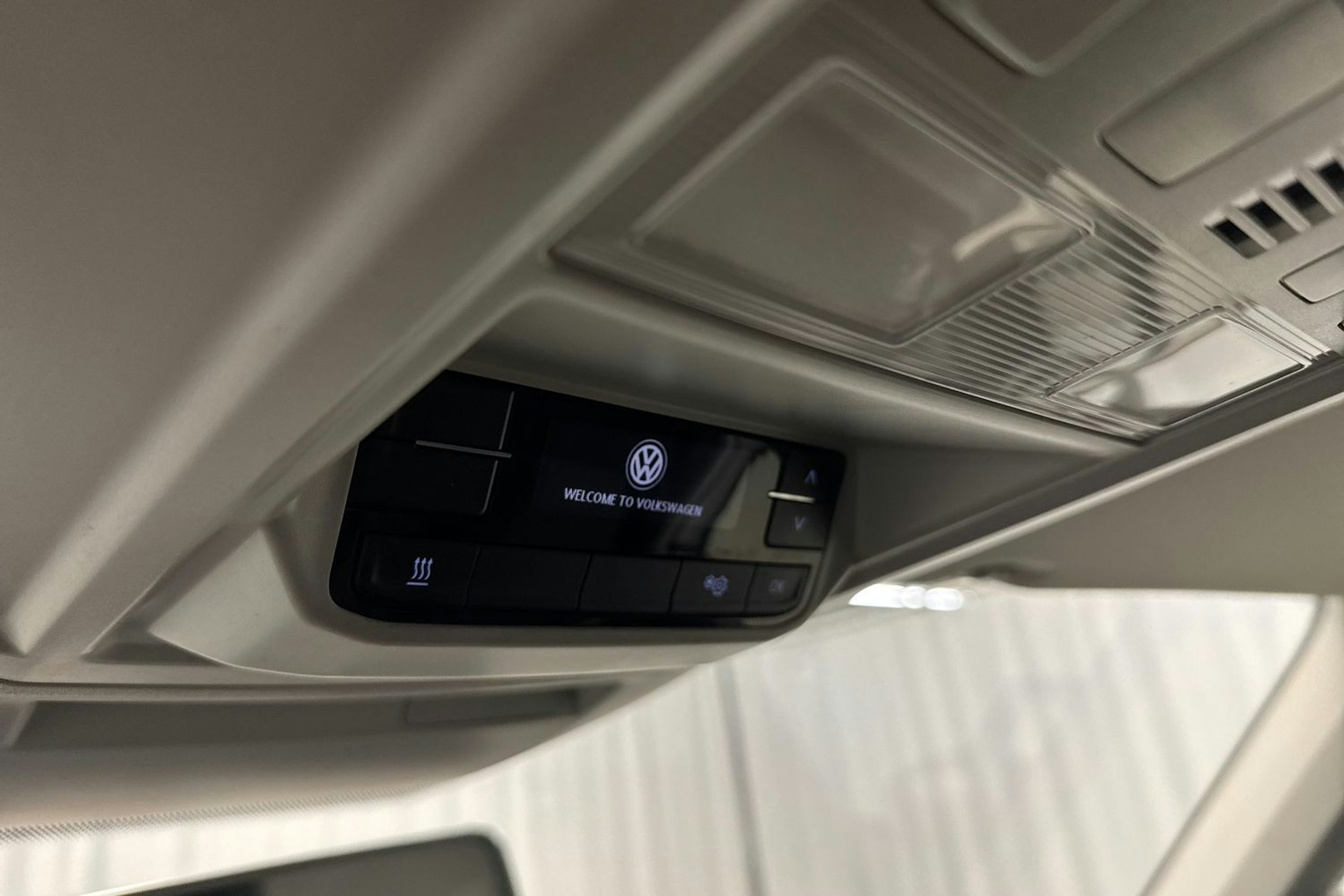 valkoinen Volkswagen Crafter 2019 kuva 17.