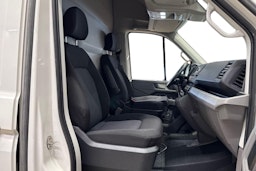 valkoinen Volkswagen Crafter 2019 kuva 10.