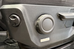 valkoinen Volkswagen Crafter 2019 kuva 23.