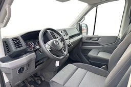 valkoinen Volkswagen Crafter 2019 kuva 3.